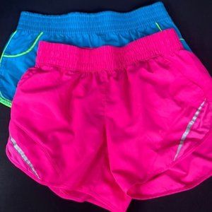 𝅺lot of 2 Medium Athletic Shorts